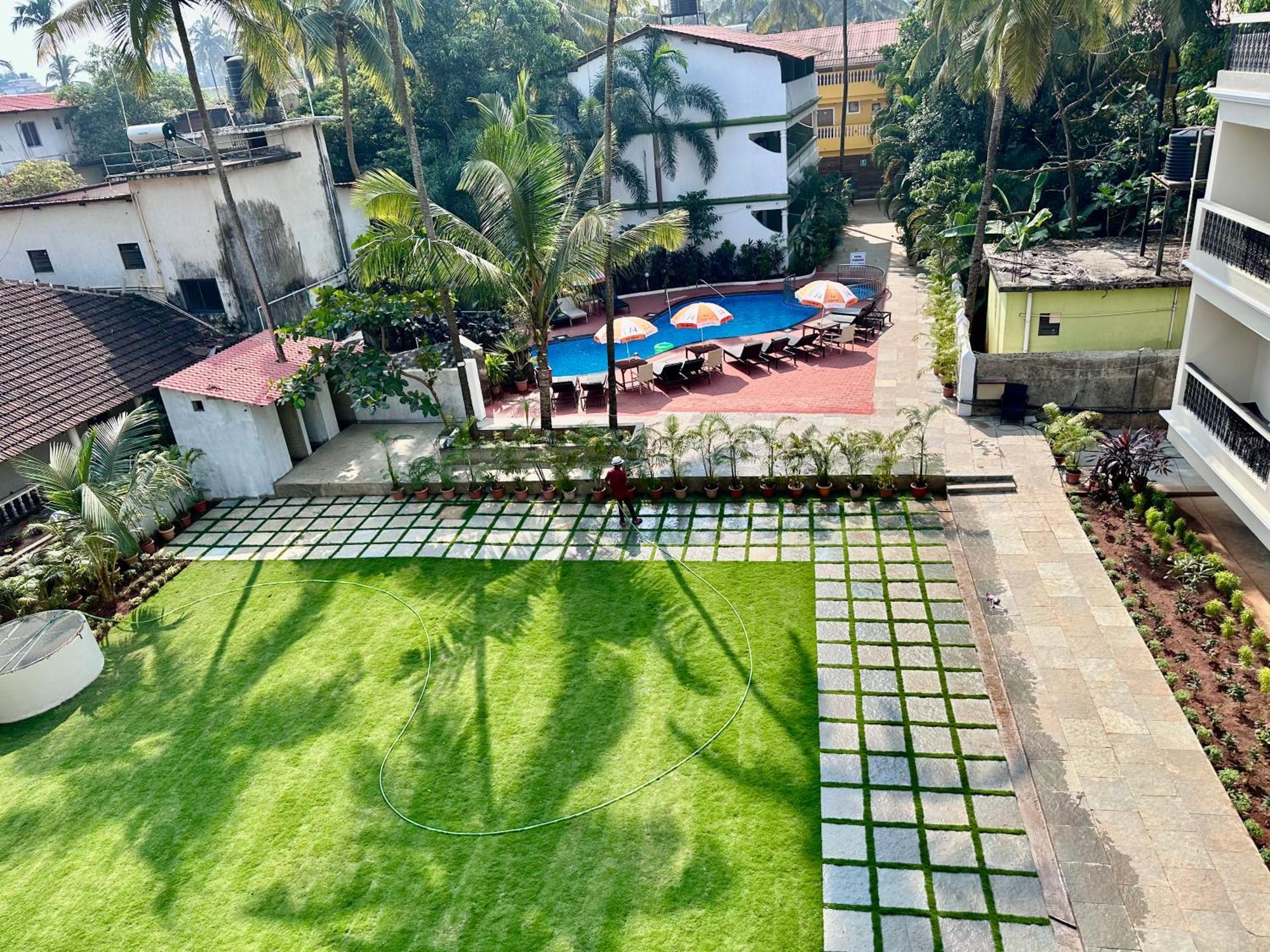 Silver Sands Sunshine - Angaara Candolim Exterior foto