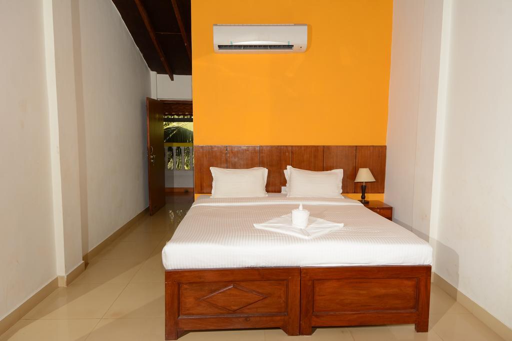 Silver Sands Sunshine - Angaara Candolim Habitación foto
