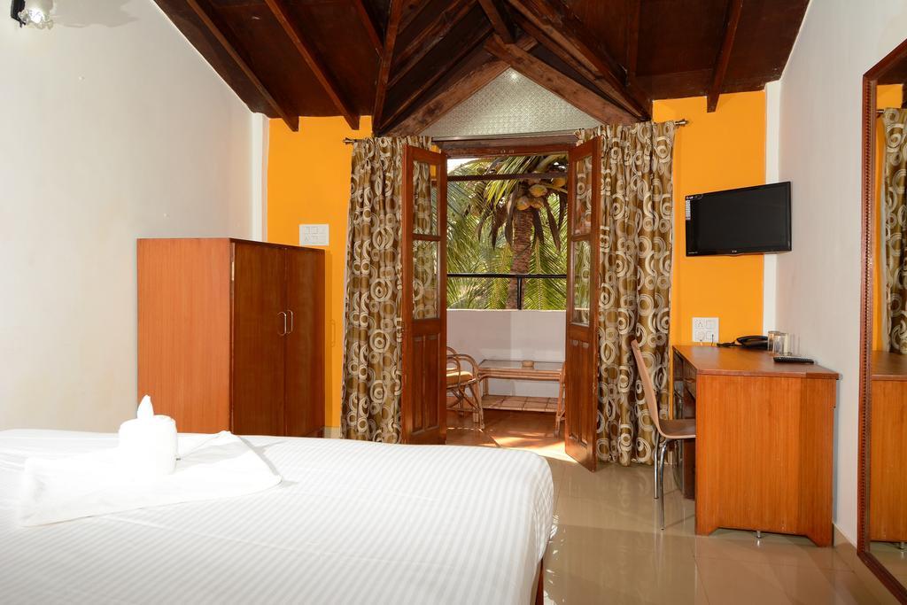 Silver Sands Sunshine - Angaara Candolim Habitación foto